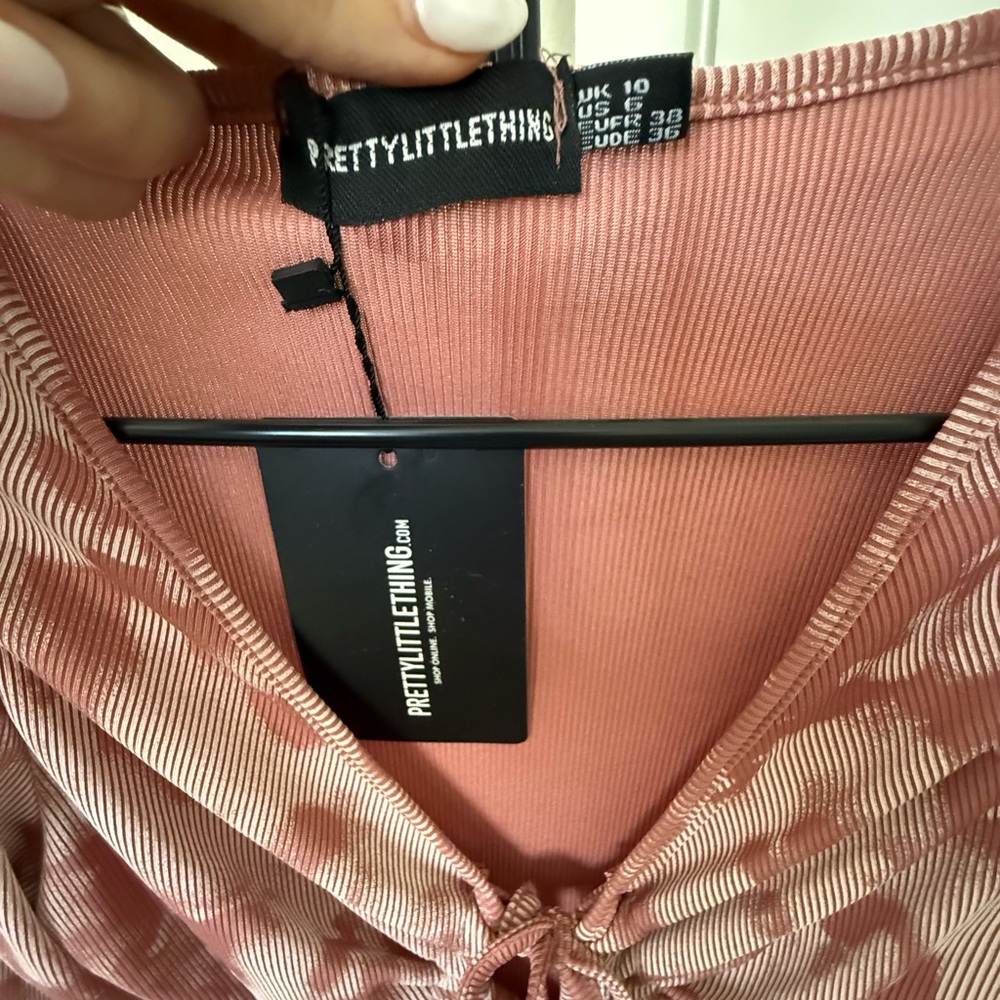 PrettyLittleThing Pink Ribbed Dress - Picture 4 of 4